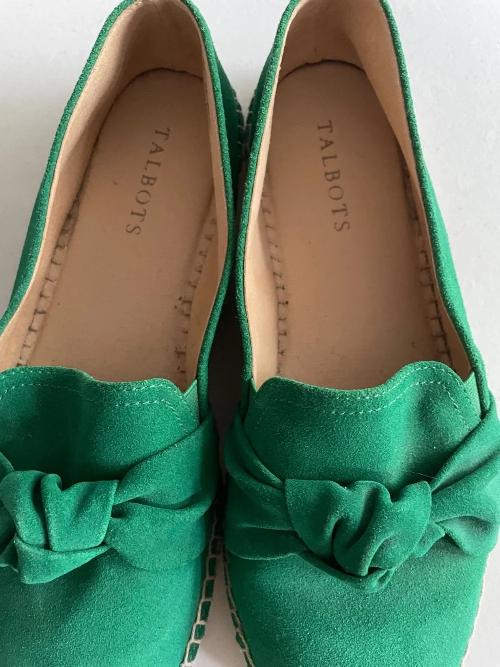 Talbots Izzy Knot Suede Espadrille Green Flats NWOB, size 8.5